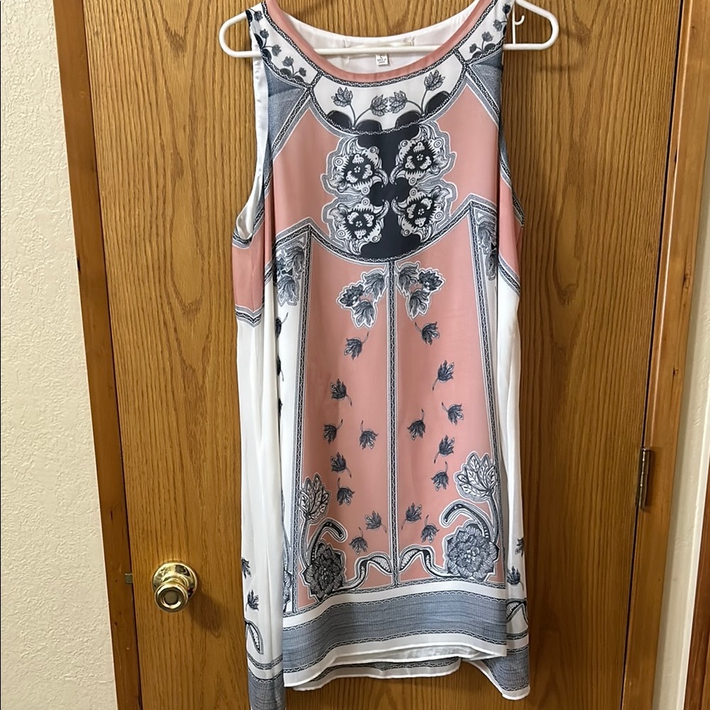Floral Sleeveless Dress in Pink and Gray